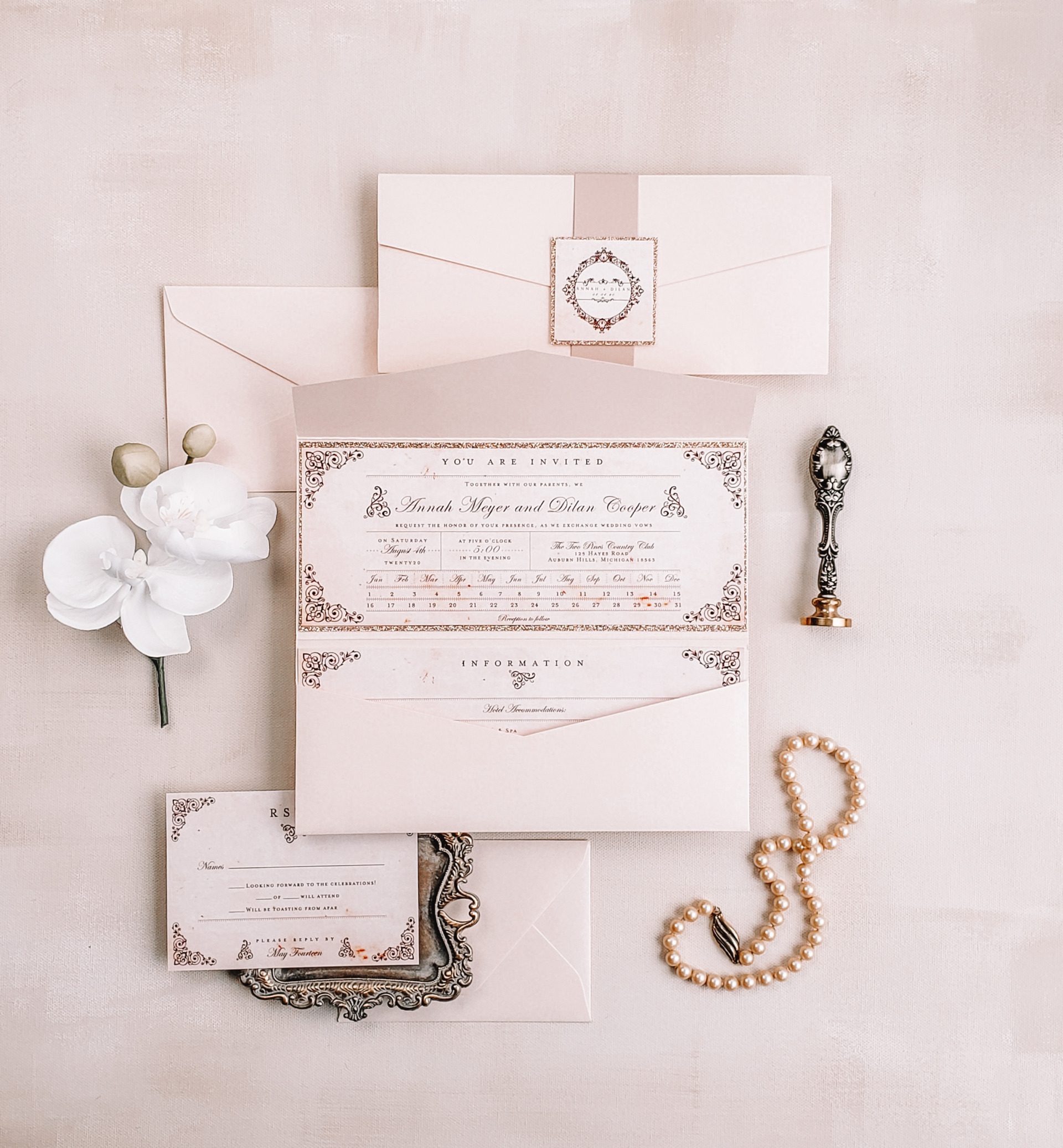 [vc_row][vc_column][vc_column_text]Purchase this listing to get a sample of our New Orleans wedding invitation suite.

The sample includes:

• 9
