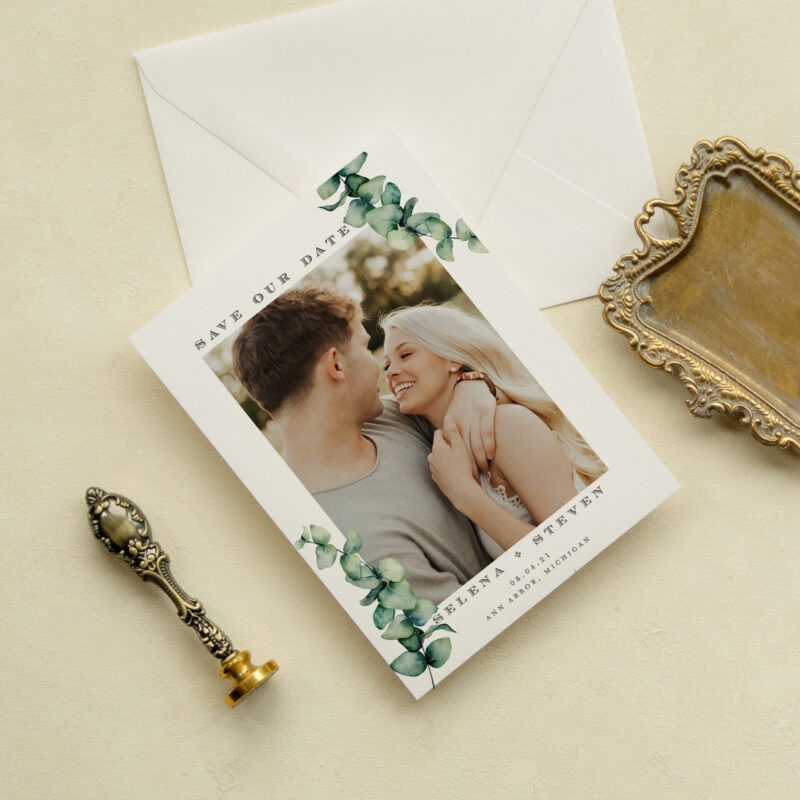 Save the date card - Alberobello design