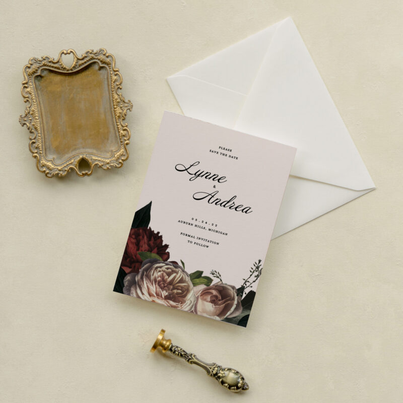 Save the date card - Hamburg design