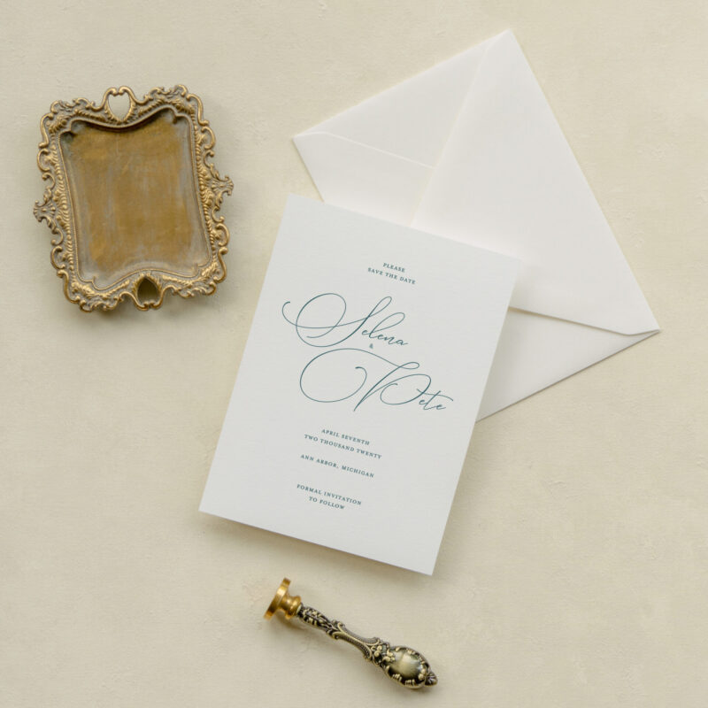 Save the date card - Munich design