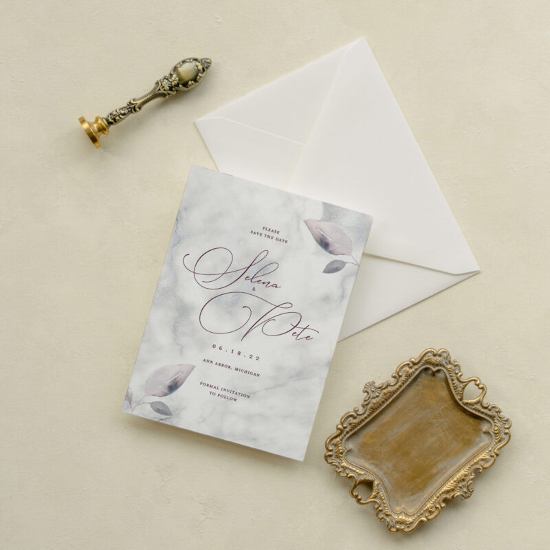 Save the date card - Rome design