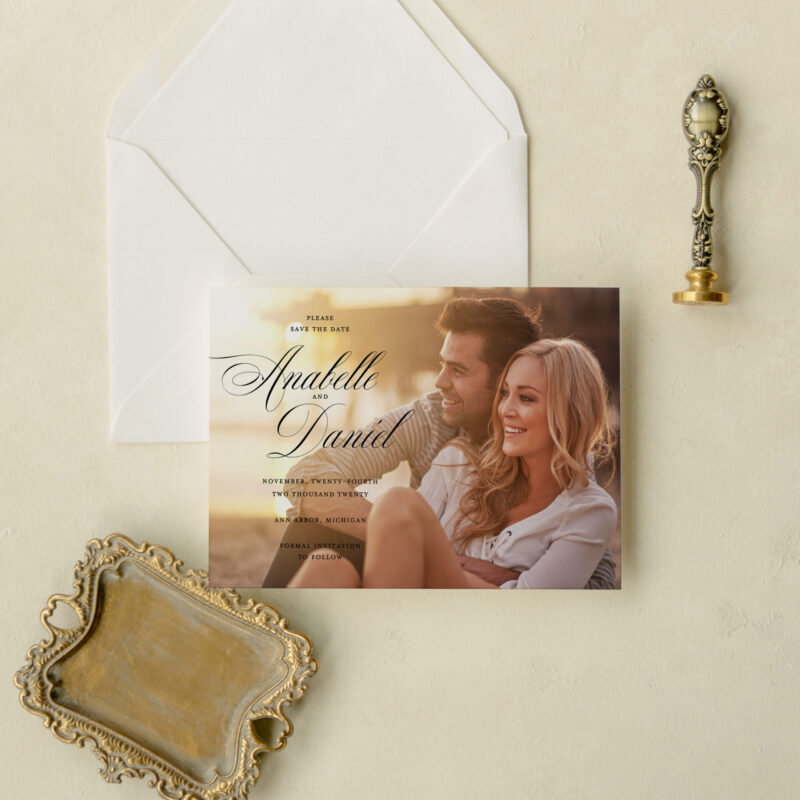 Save the date card - Selfless design