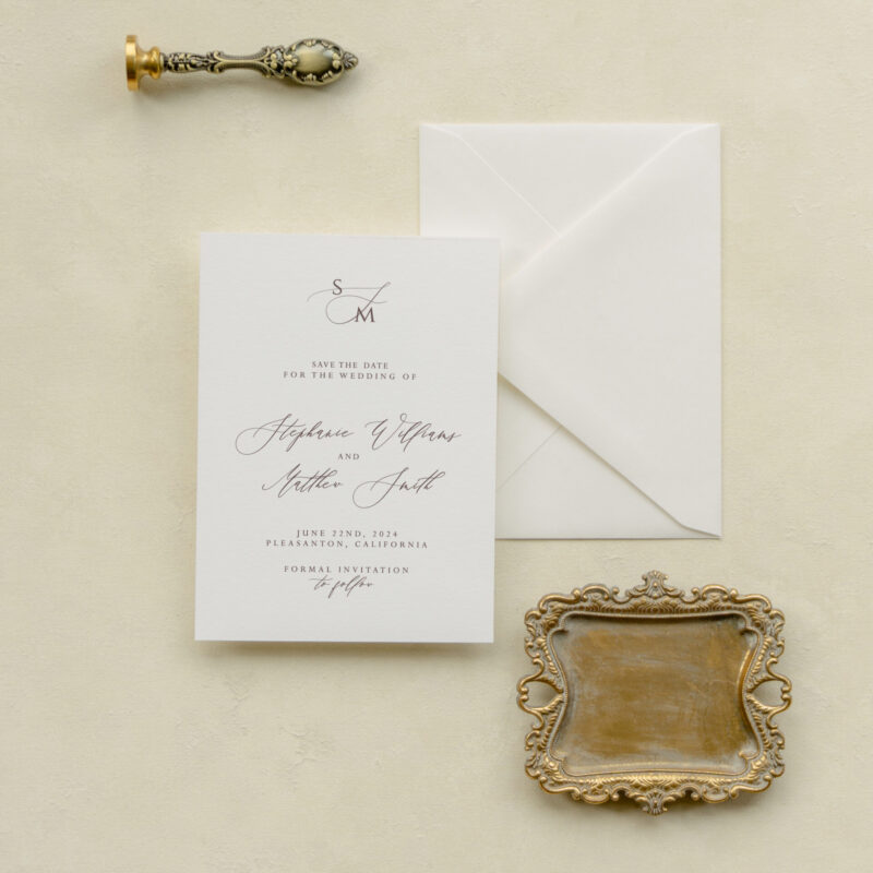 Save the date card - Magnolia design