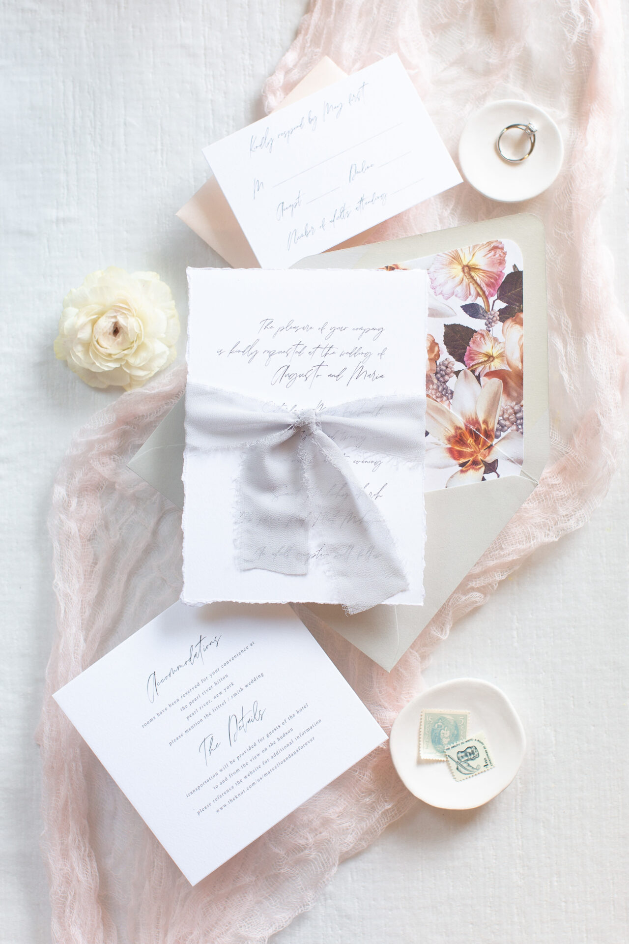 wedding invitations with ribbon