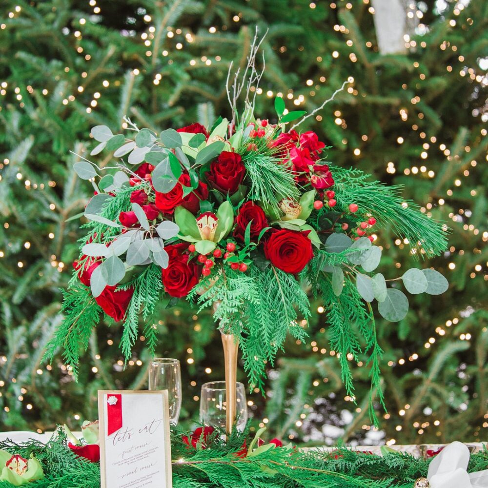 Christmas-Bells-and-Wedding-Vows_Hills-Photography-Studios_ChristmasStyledShoot-202_big