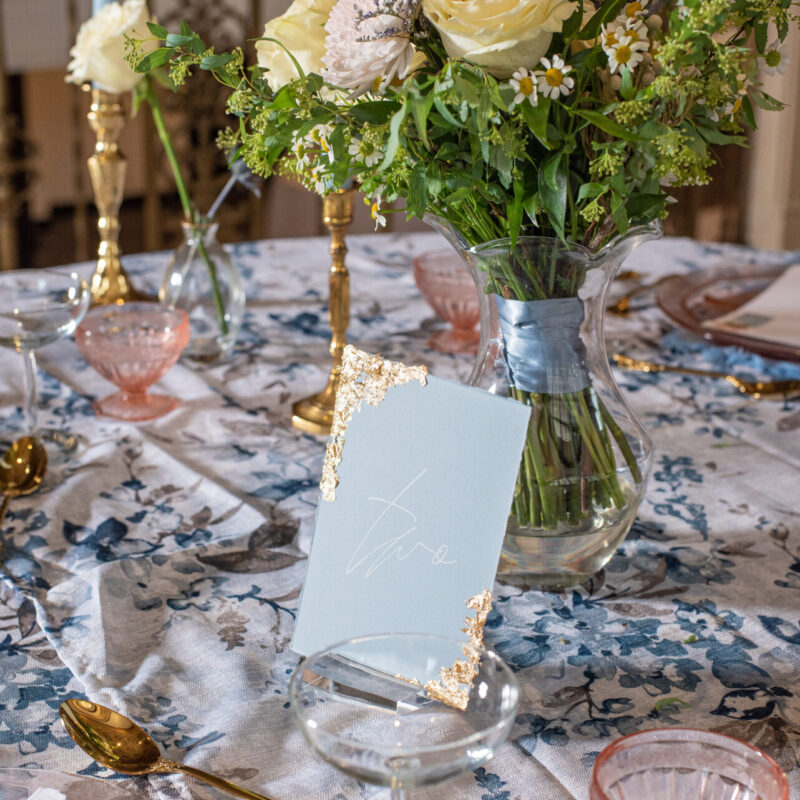 "Gerathy" foiled edges table card